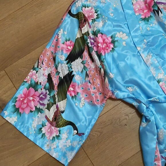 Vintage Mei Ye Si Da Peacock Floral Satin Kimono OS - Picture 2 of 7